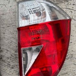 Honda FR-V desno stop svetlo lampa desna