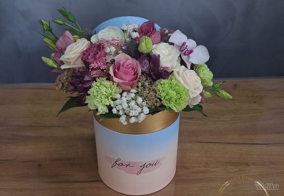 Box of flowers midi