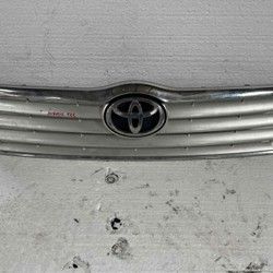 Toyota Avensis T25 maska branika