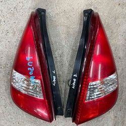 Suzuki Liana stop svetlo levo i desno 2001-2007