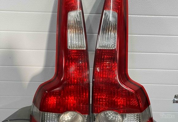 volvo-v50-stop-svetlo-desno-i-levo-lampa-desna-i-leva-2c4a73.jpg