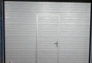 Garažna vrata sa pešačkim vratima