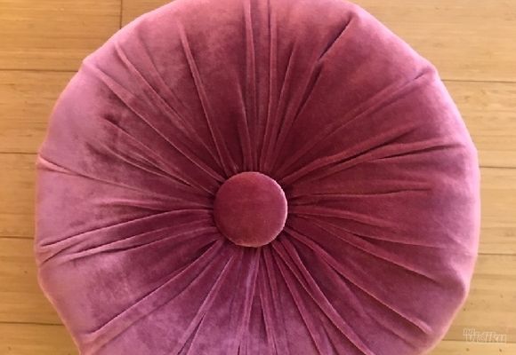 alnada-dekorativni-okrugli-plisani-jastuci-tamno-roze-02bc79.jpg