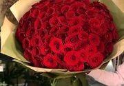 Buket 101 ruža - originalan način da iznenadite voljenu osobu