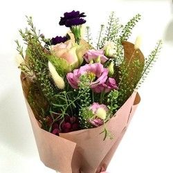 Buket cveća - idealan poklon da iznenadite vama dragu osobu
