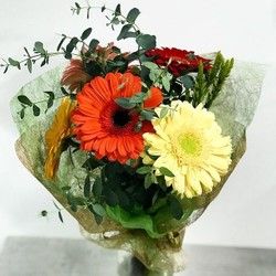 Cvetni aranžman - Cvećara Lamine