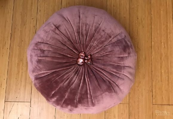 okrugli-plisani-jastuk-amarant-roze-13182b-2.jpg