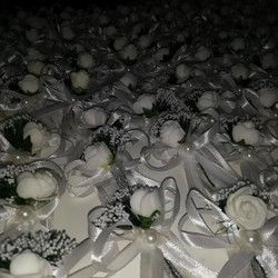 Cvetići za kićenje u ponudi Aurora ukrasnih kutija iz Kragujevca