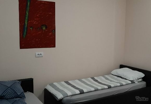 soba-sa-bracnim-krevetom-vozdovac-dd7177.jpg