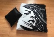 Moderni jastuci za pod Crno beli portret