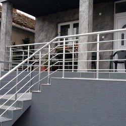 Aluminijumske ograde za stepenice i terasu