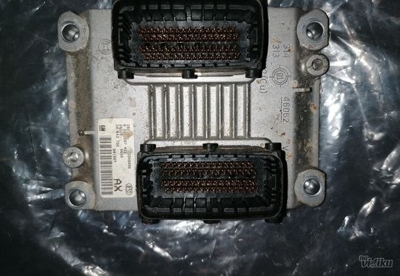 kompijuter-motora-opel-corsa-c-z12xe-15370e-2.jpg