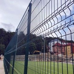 Panelne ograde za fudbalski teren