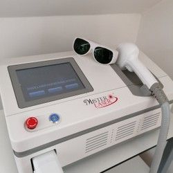 Diodni laser za lasersku epilaciju