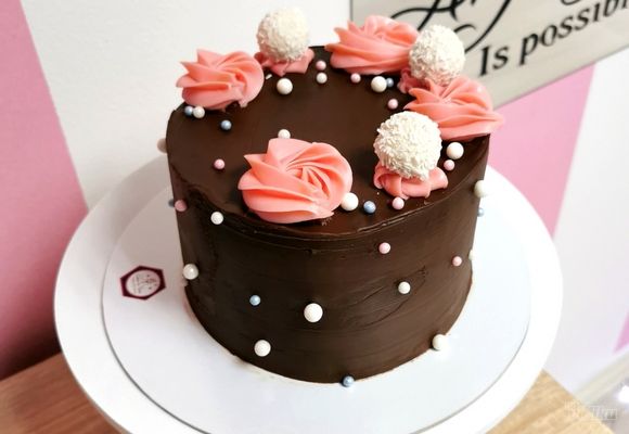 cokoladna-torta-ff2ff8-2.jpg