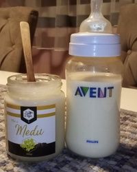 Mleko za bebe sa medom sa matičnim mlečom